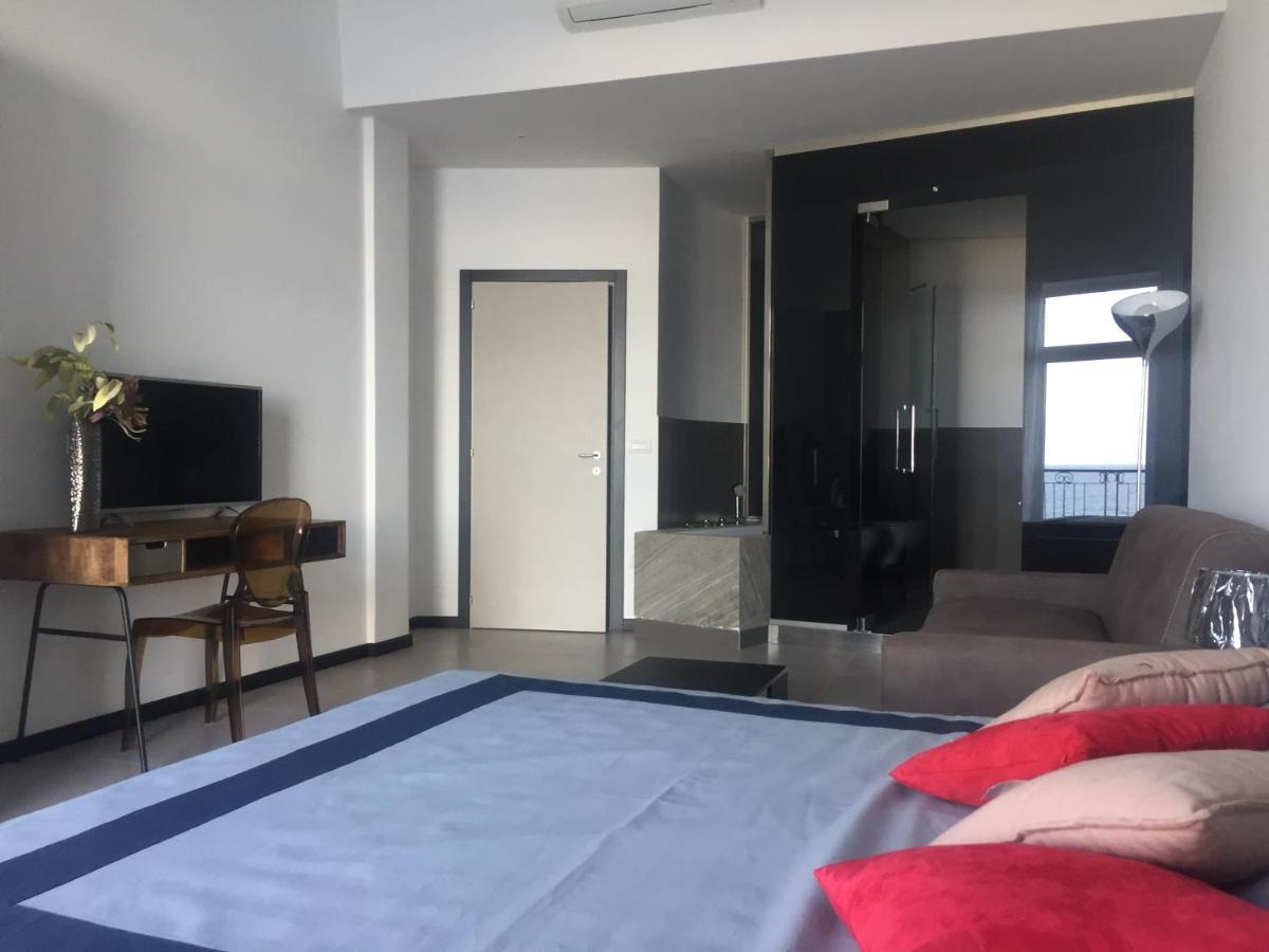 Bed and Breakfast Residenza Santa Lù à Naples Extérieur photo