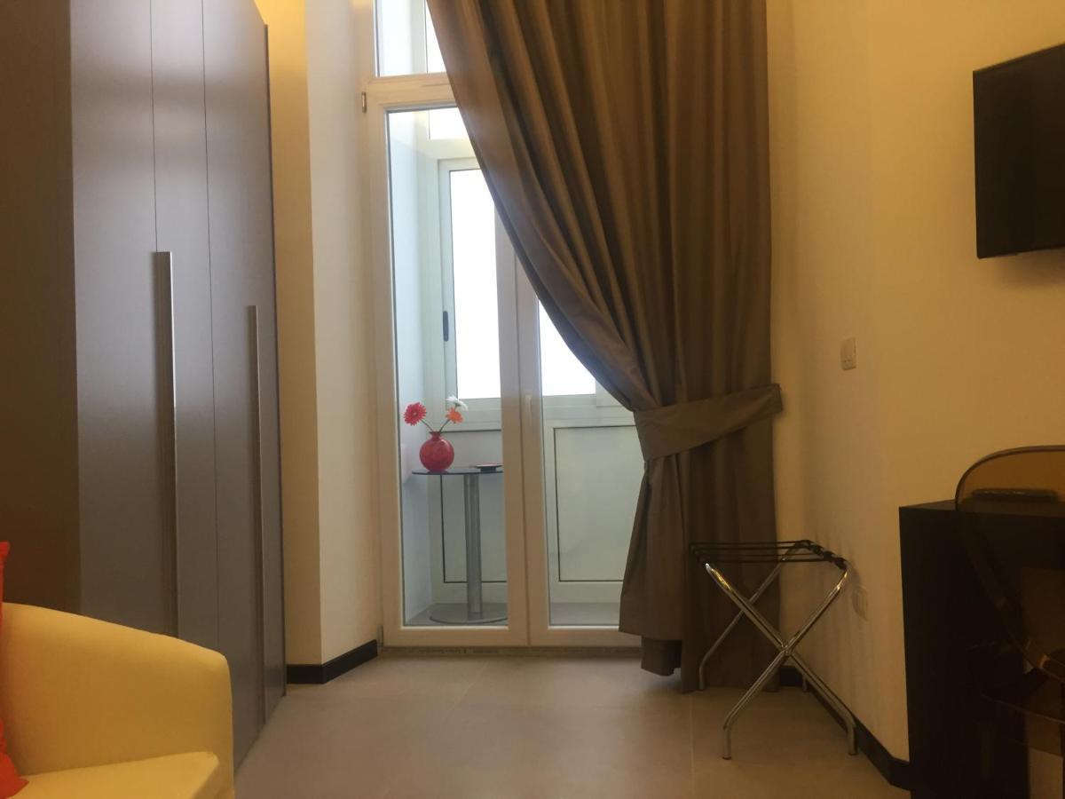 Bed and Breakfast Residenza Santa Lù à Naples Extérieur photo