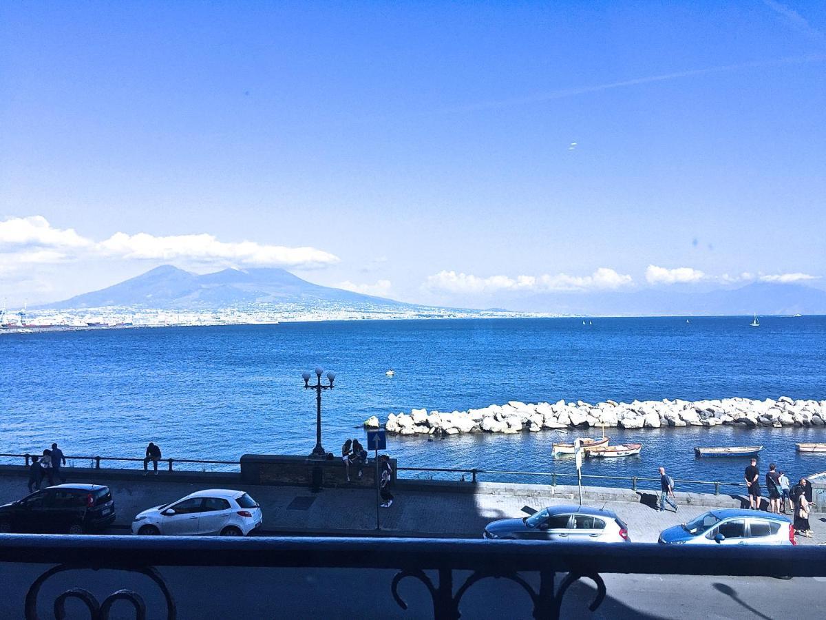 Bed and Breakfast Residenza Santa Lù à Naples Chambre photo